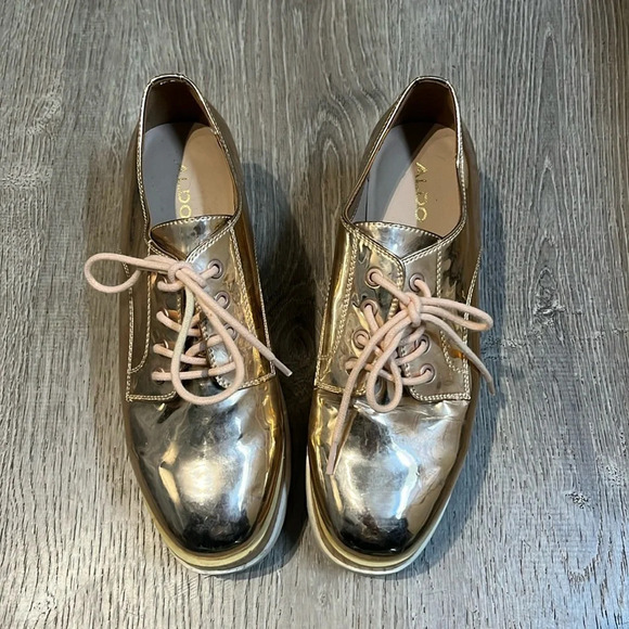 Aldo Shimmer Gold Platform Sneakers - Picture 1 of 5